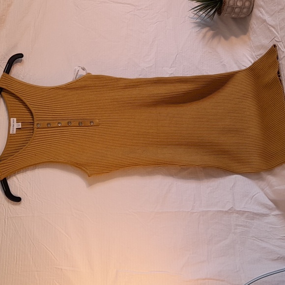 CALVIN KLEIN  SLEEVE LESS DRES - Picture 3 of 5